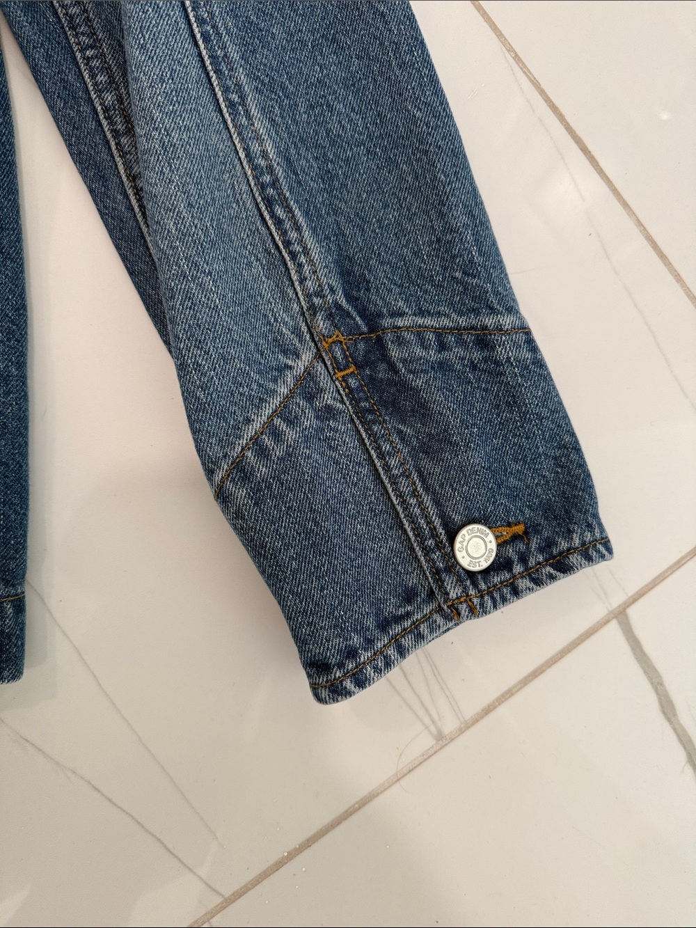 GAP Blue Denim Jacket with Dark Navy Contrast Collar - Picture 4 of 4